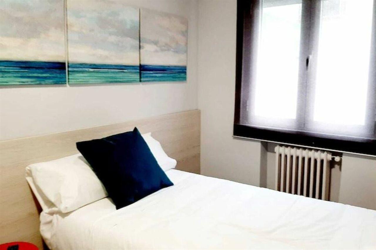 Arjori Rooms Hostal Salamanca Kültér fotó