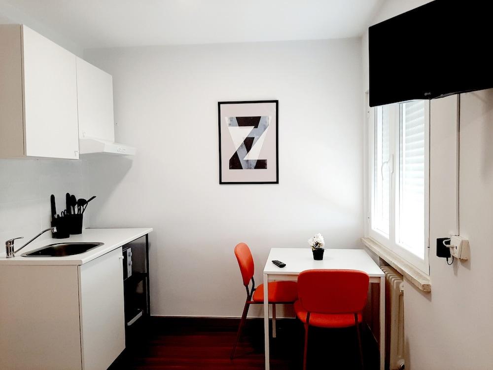Arjori Rooms Hostal Salamanca Kültér fotó