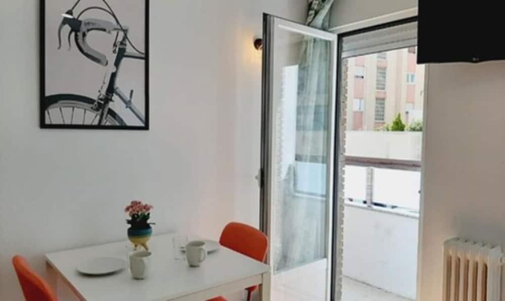 Arjori Rooms Hostal Salamanca Kültér fotó