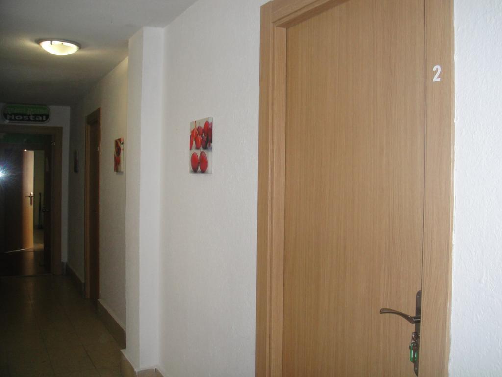 Arjori Rooms Hostal Salamanca Kültér fotó
