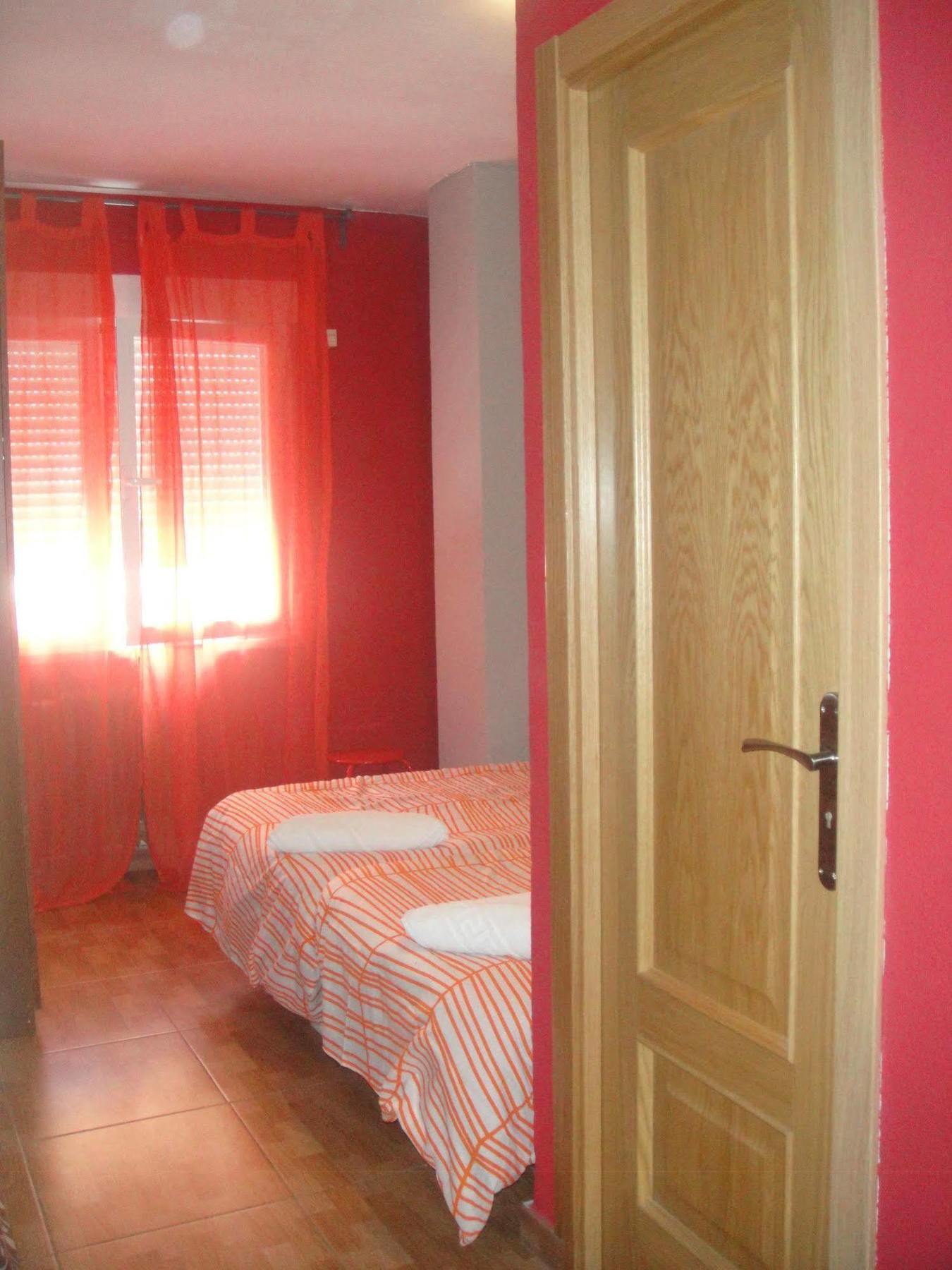 Arjori Rooms Hostal Salamanca Kültér fotó